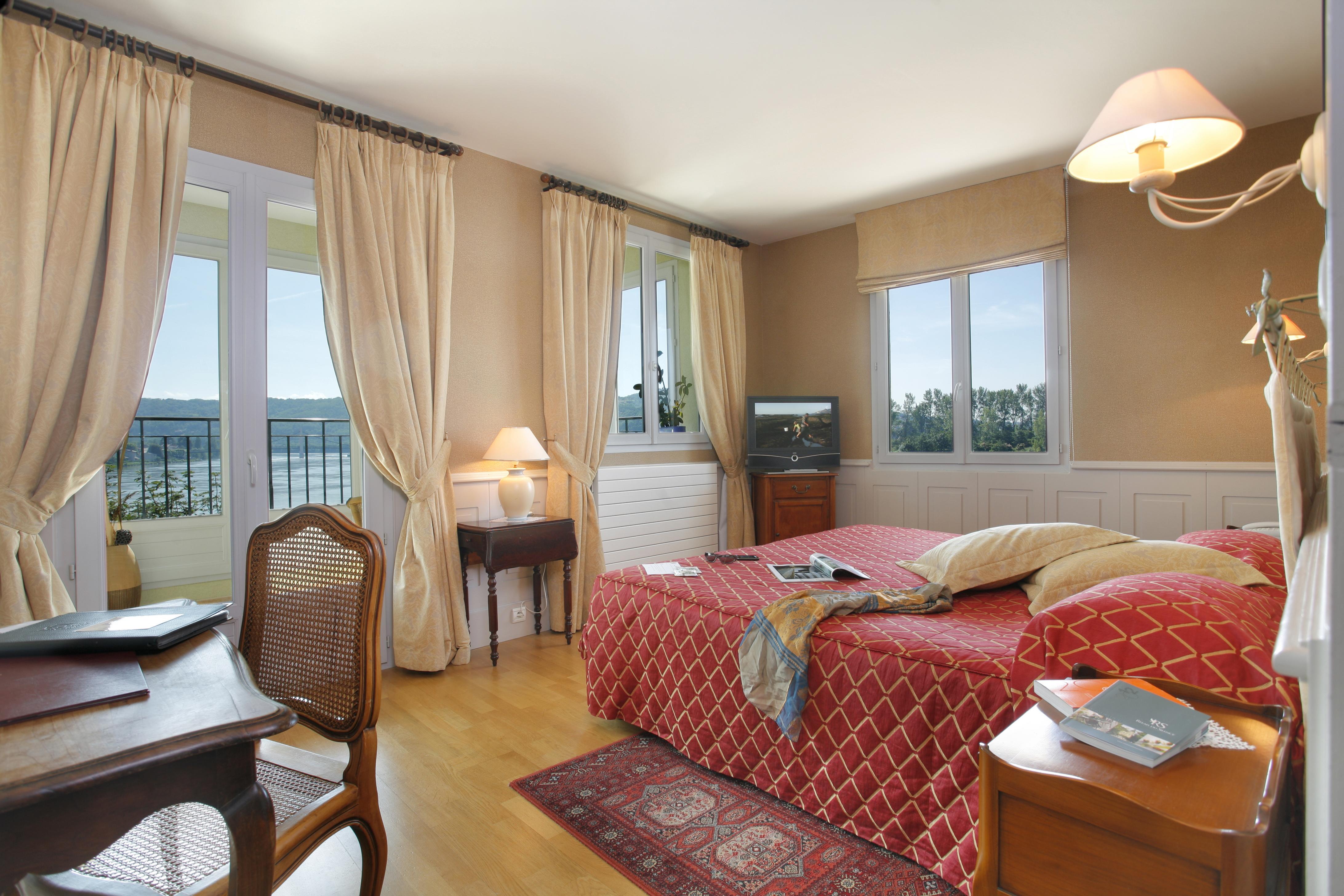 Hotel Beau Rivage Condrieu 꽁드리유 외부 사진