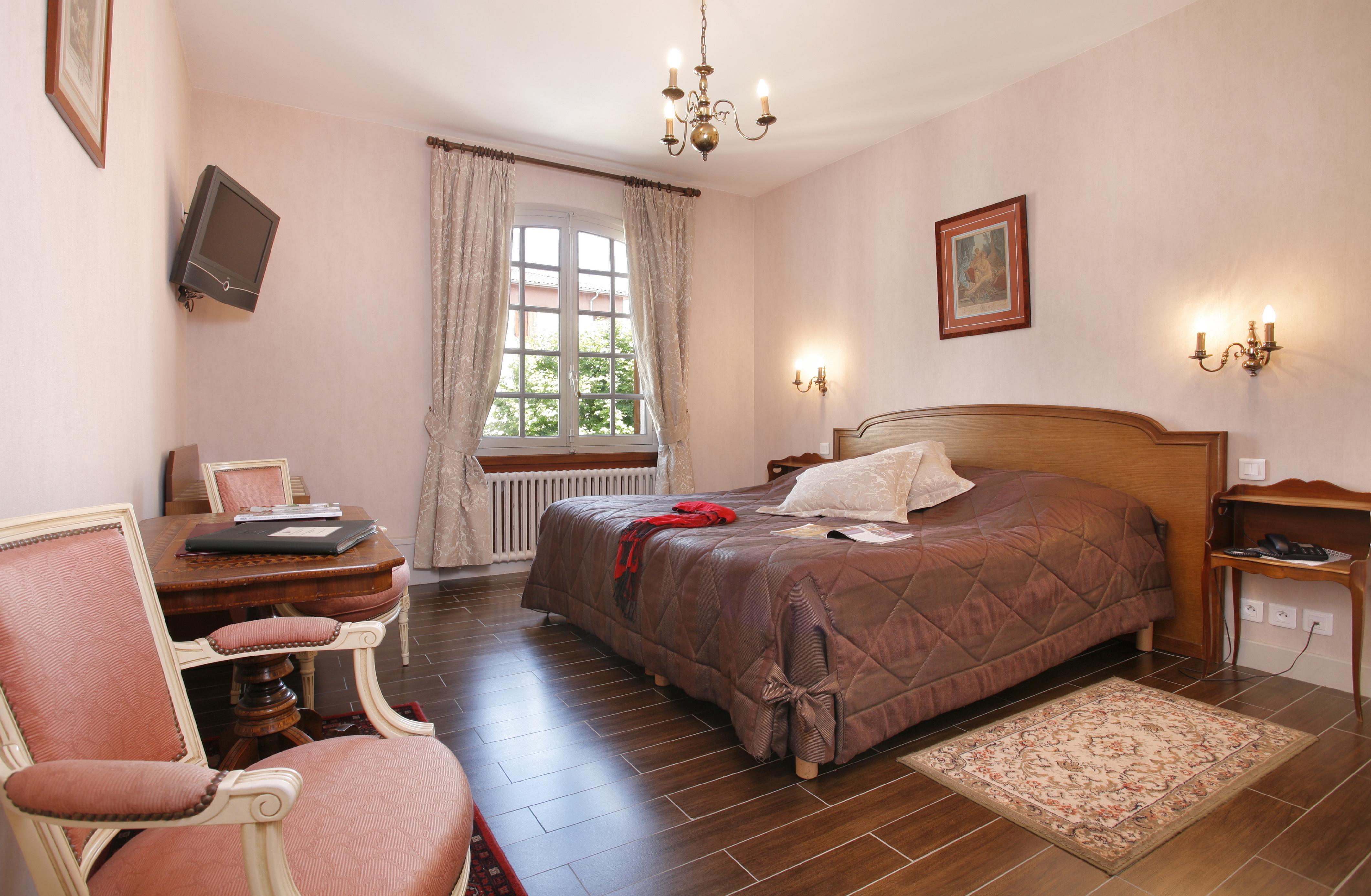 Hotel Beau Rivage Condrieu 꽁드리유 외부 사진