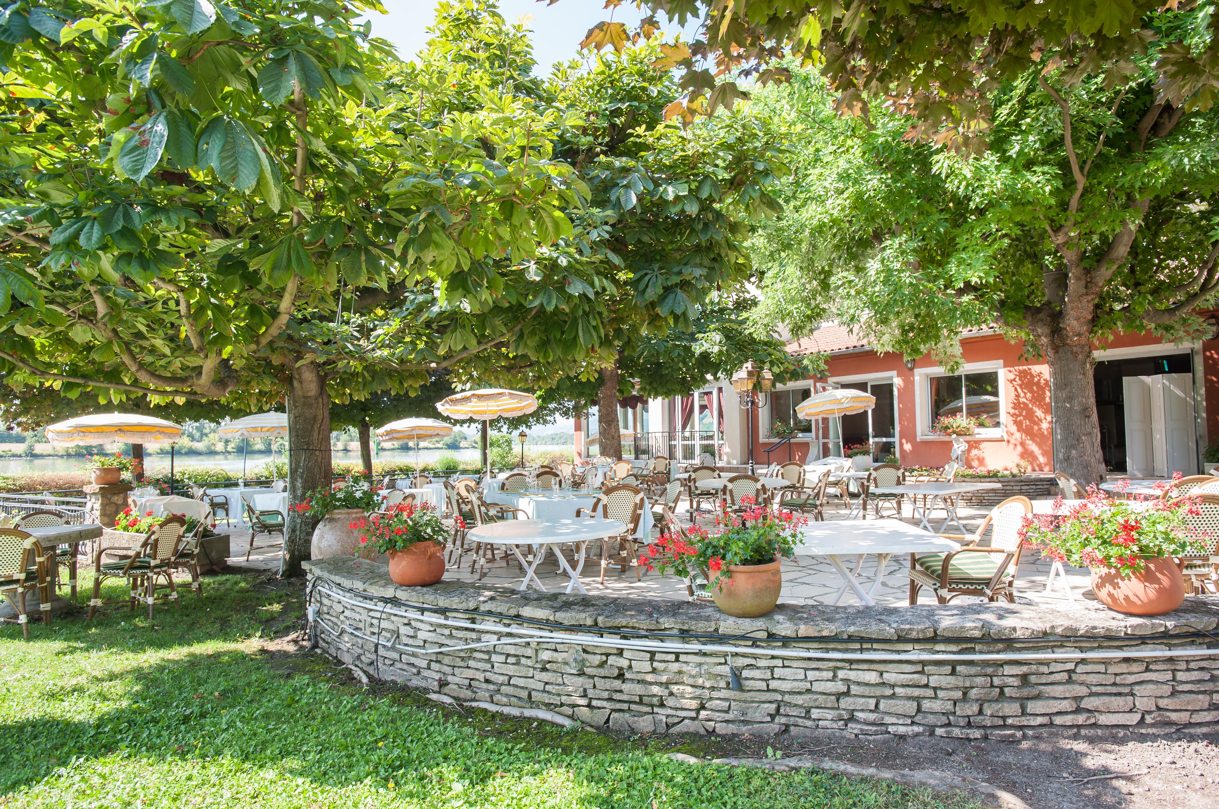 Hotel Beau Rivage Condrieu 꽁드리유 외부 사진