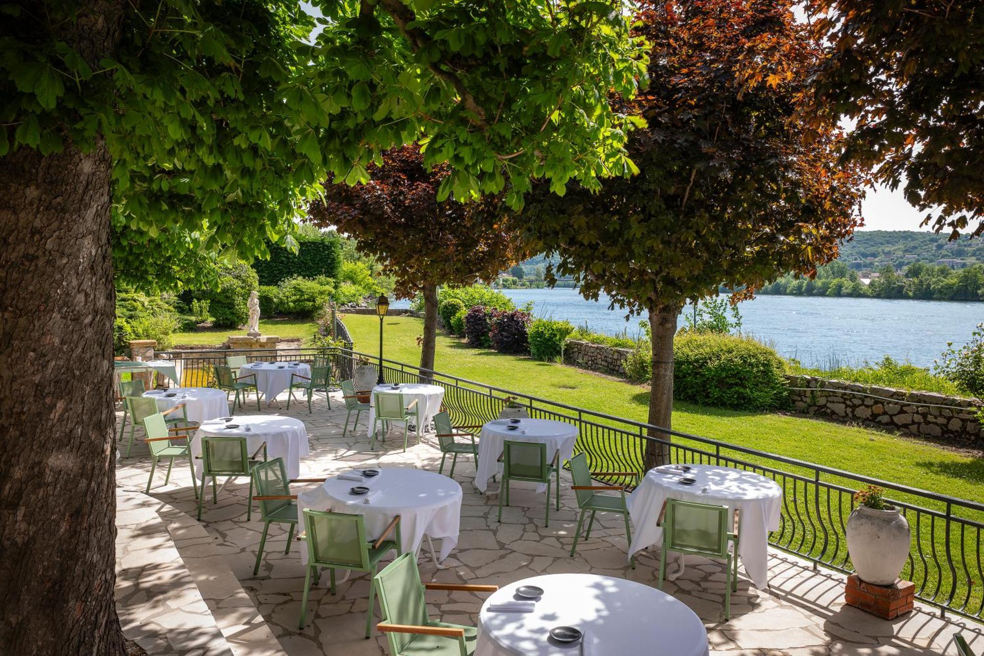 Hotel Beau Rivage Condrieu 꽁드리유 외부 사진